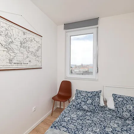 Apartment Brand New Apt In City Center+ Free Street Parking