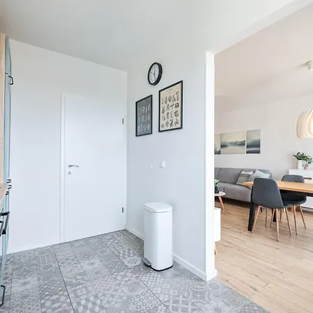Brand New Apt In City Center+ Free Street Parking Zadar