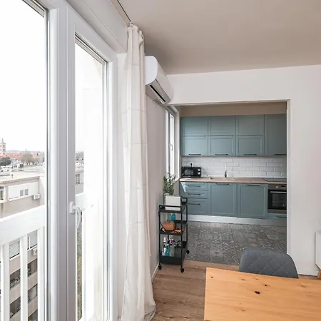 Brand New Apt In City Center+ Free Street Parking Apartment Zadar
